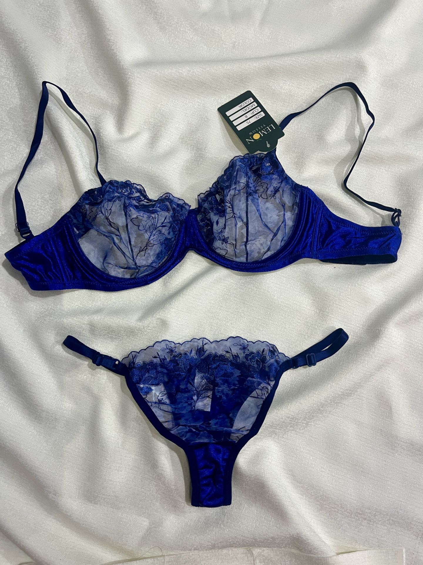 ست سوتین و شرت لمون